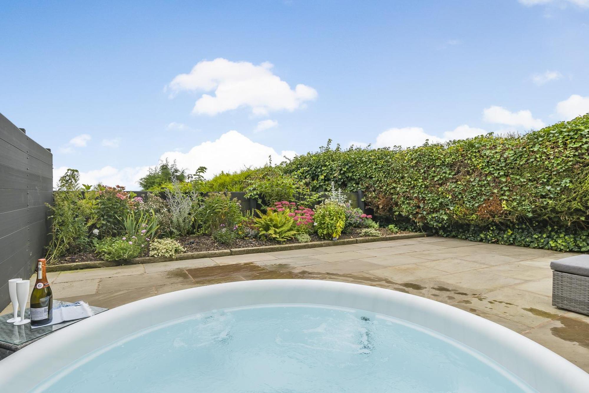 Brand New Listing - The Honey Pot In Stanton Villa Exterior photo
